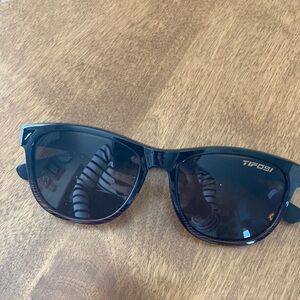Tifosi Sunglassee Swank